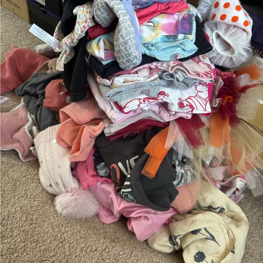 Colorful Baby girl Clothing Bundle 6-9 months - Picture 10 of 10